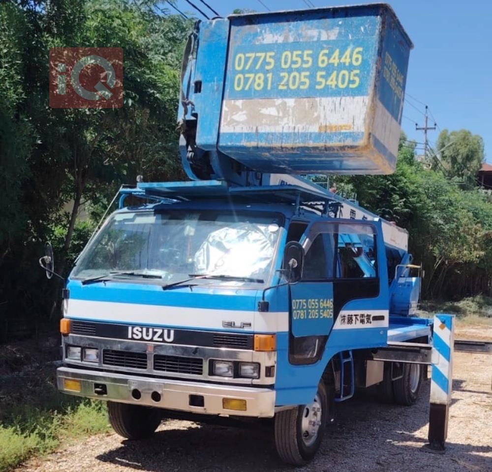 Isuzu Elf